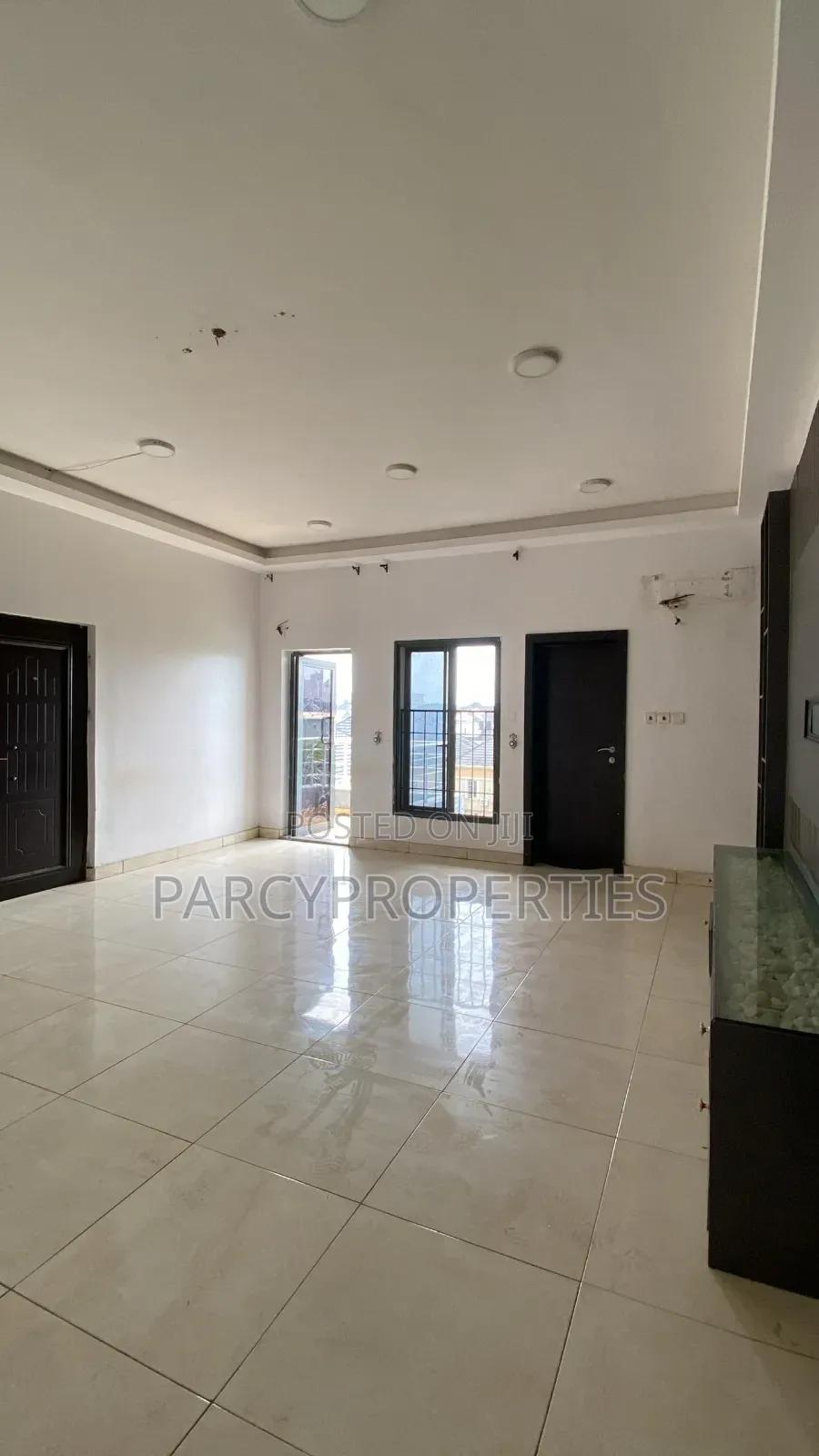 3bdrm Shared Apartment in Oral Estate, Chevron for rent