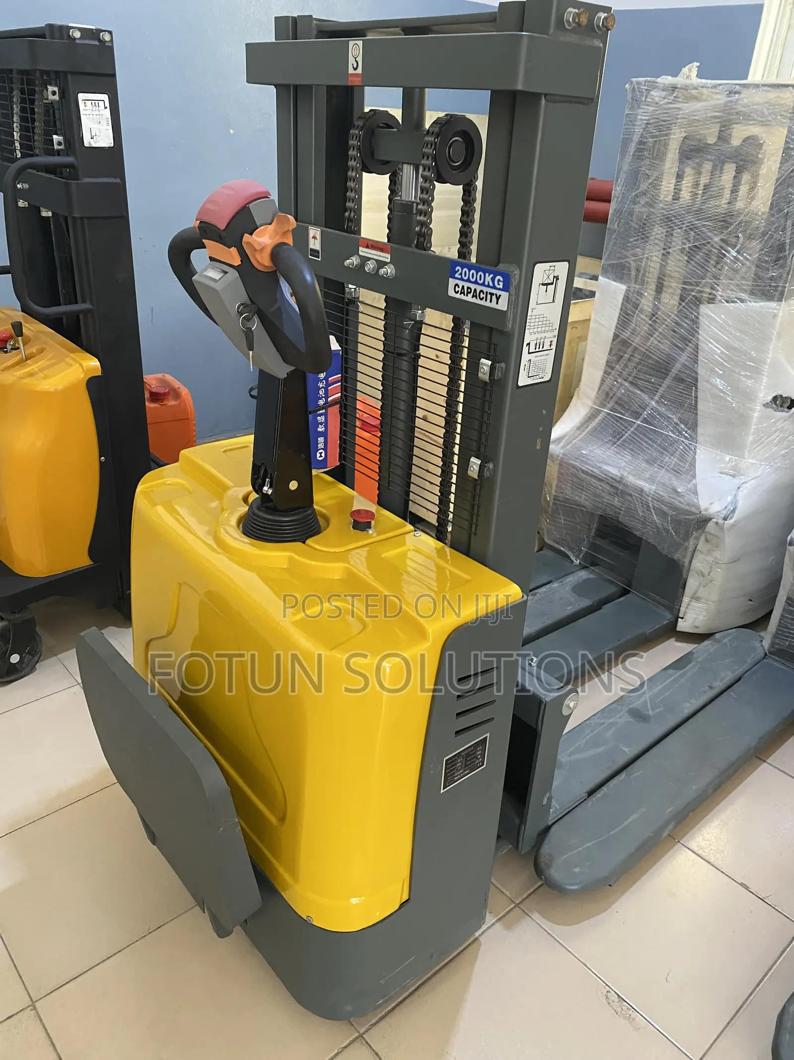 Electric Forklift 2tons by 2meters