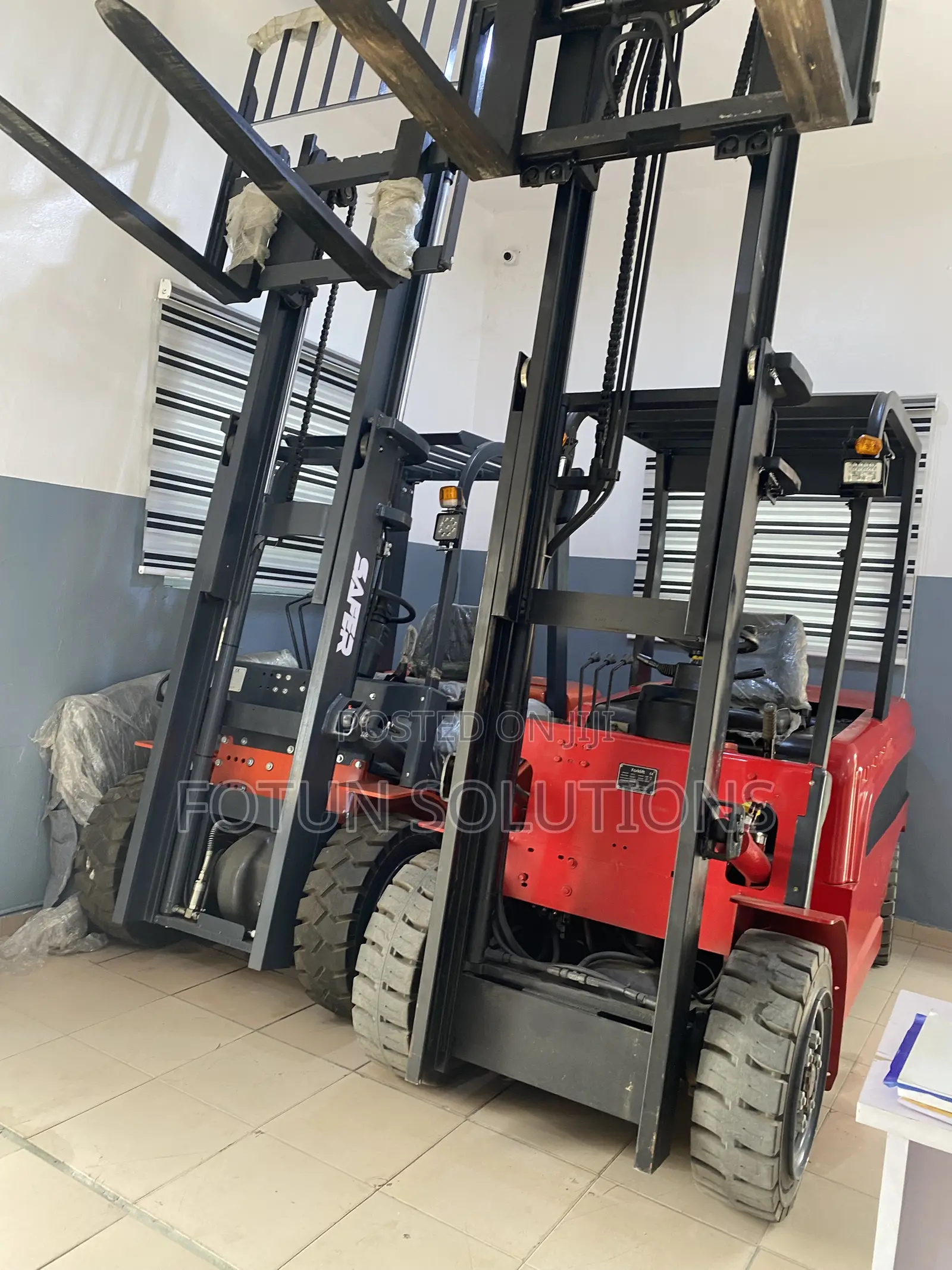 Electric Mobile Fork Lift 5tons