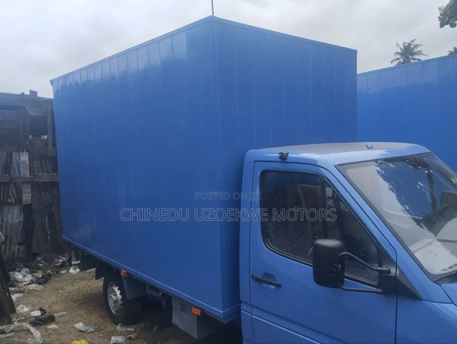 Mercedes Truck Container Body Sprinter