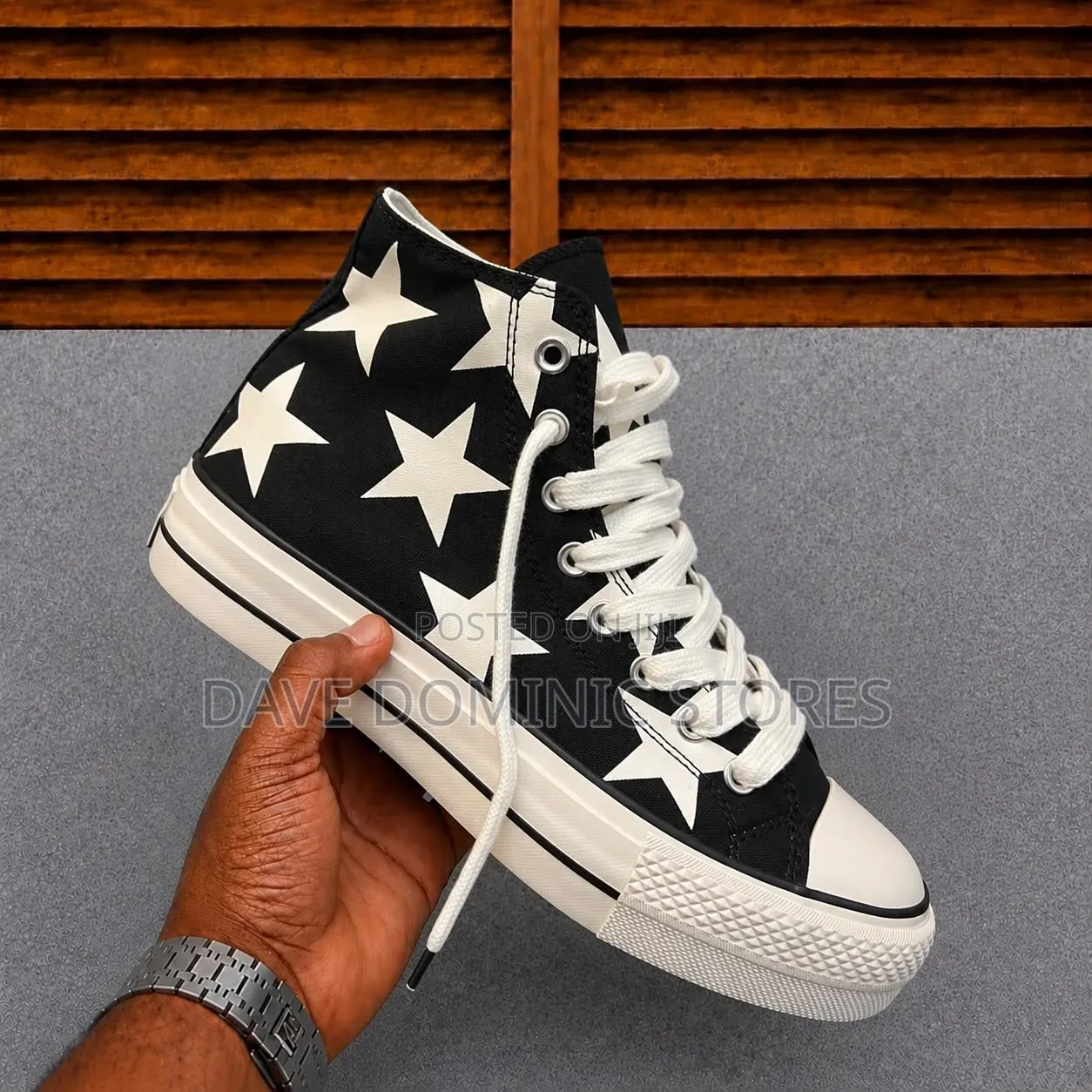 Converse Chuck Taylor All Star Lift Platform 'Large Stars' High-Top
