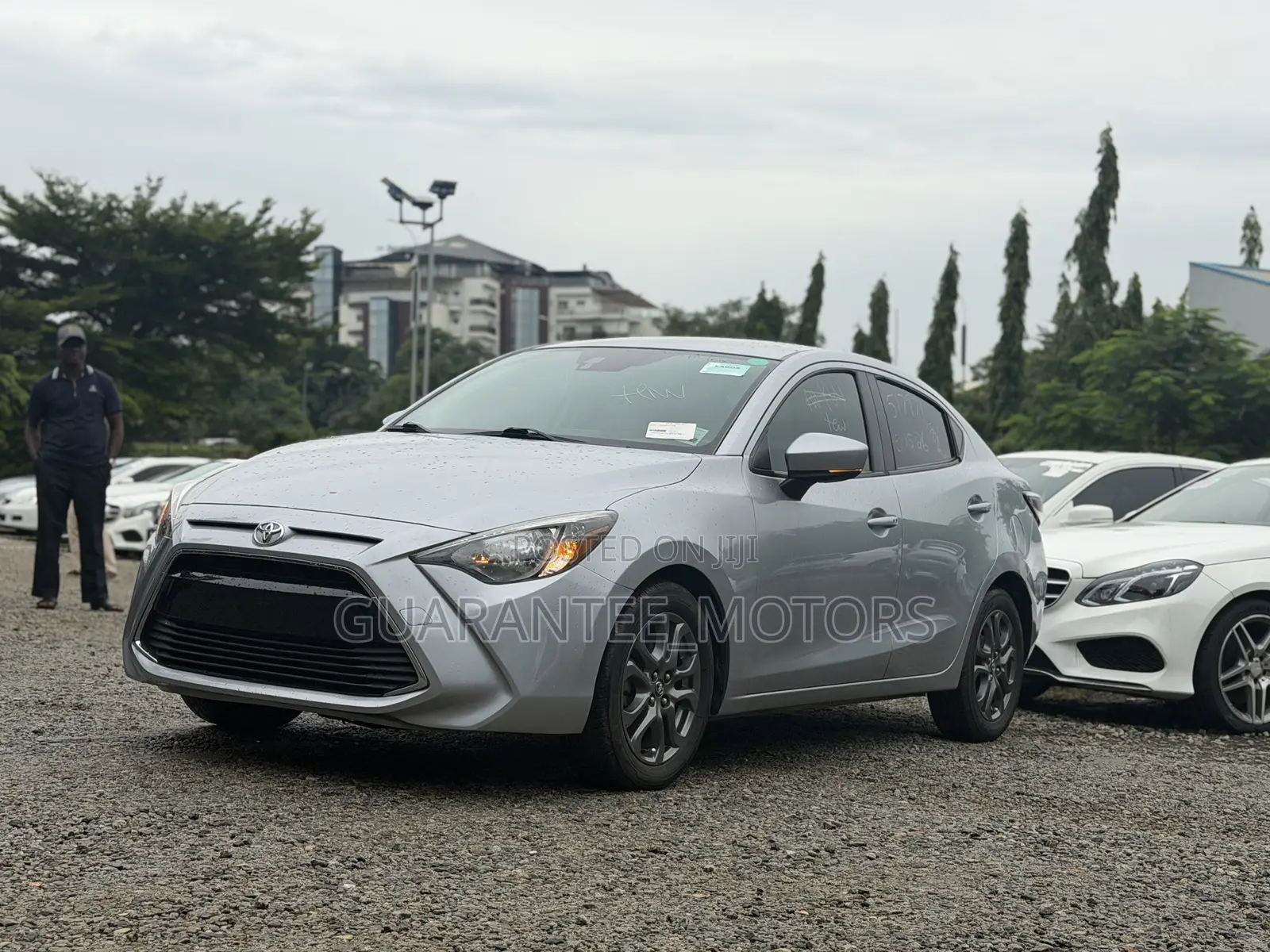 Toyota Yaris 2019 Silver