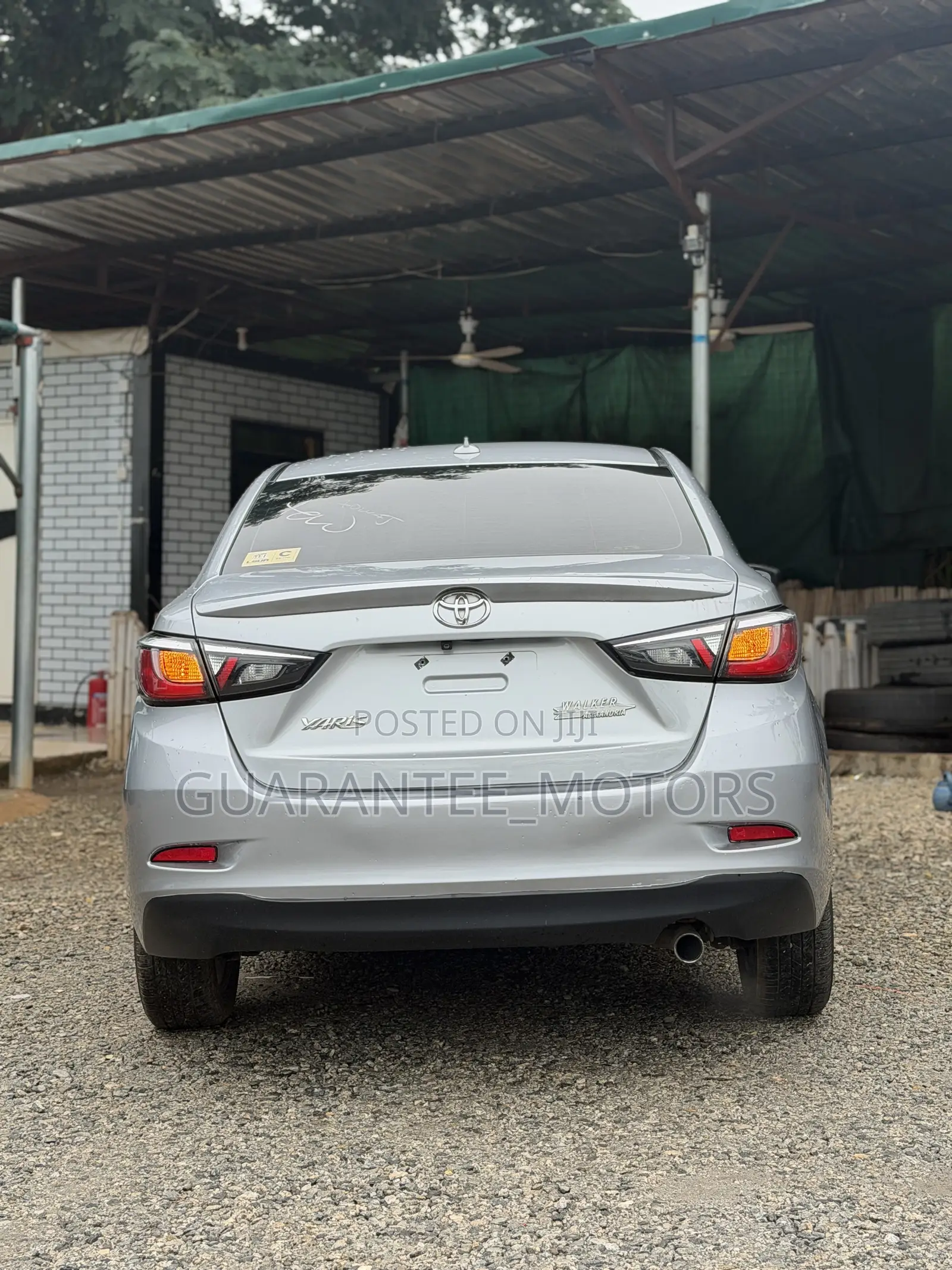 Toyota Yaris 2019 Silver