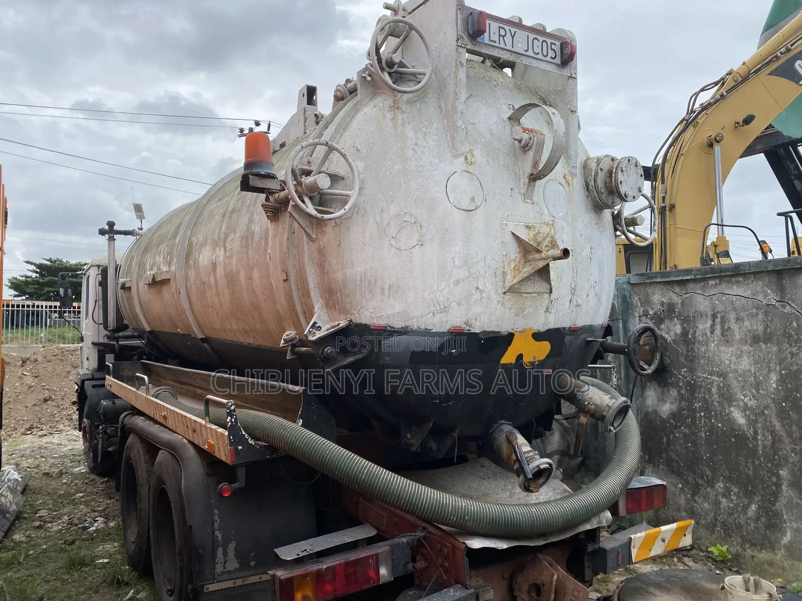 Sewage Vacuum Truck 15k Liters