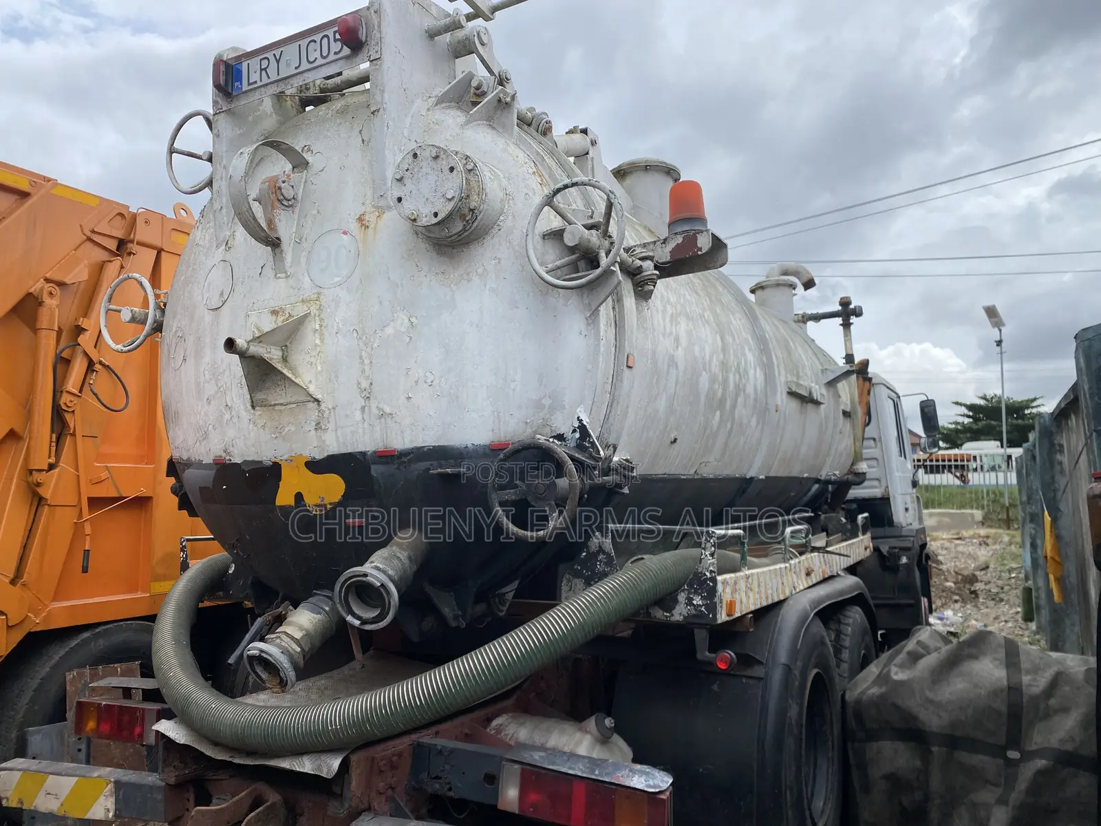 Sewage Vacuum Truck 15k Liters