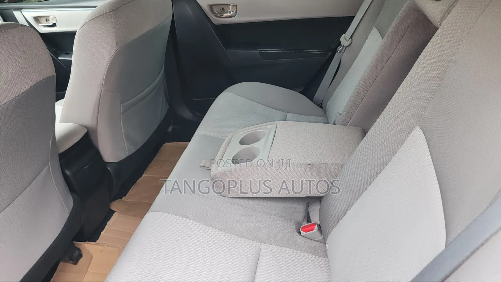 Toyota Corolla 2016 Red