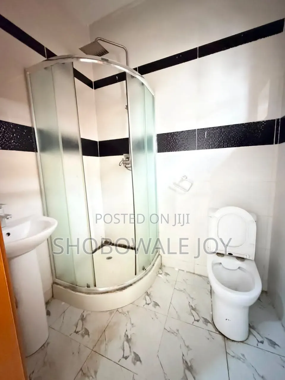 1bdrm Shared Apartment in Orchid, Lekki Expressway for rent