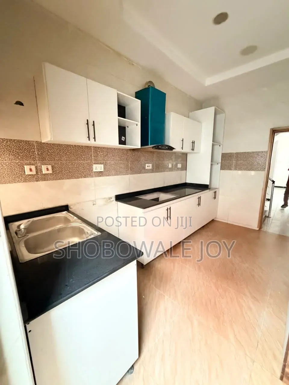 1bdrm Shared Apartment in Orchid, Lekki Expressway for rent