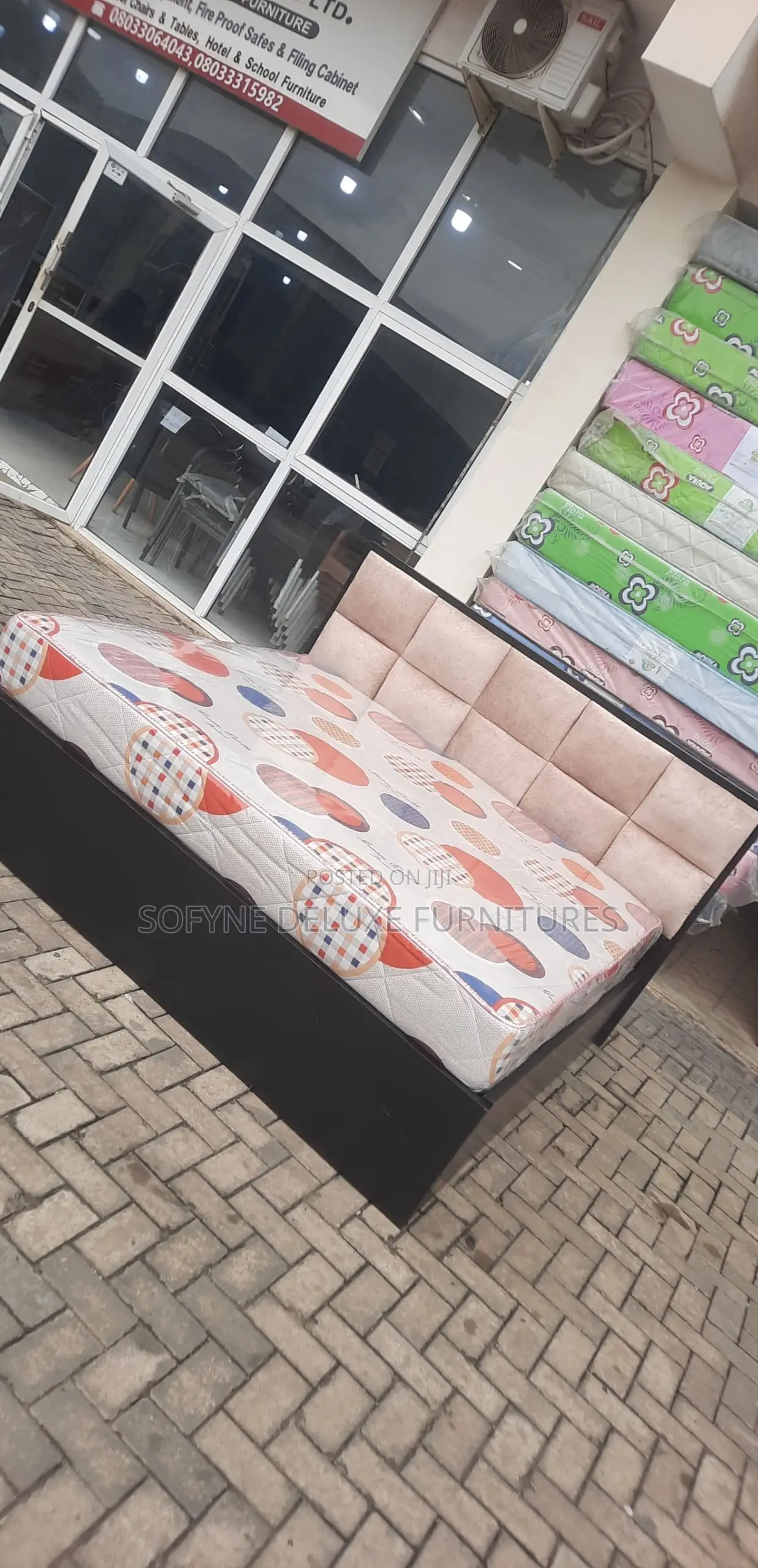 Set of Bed