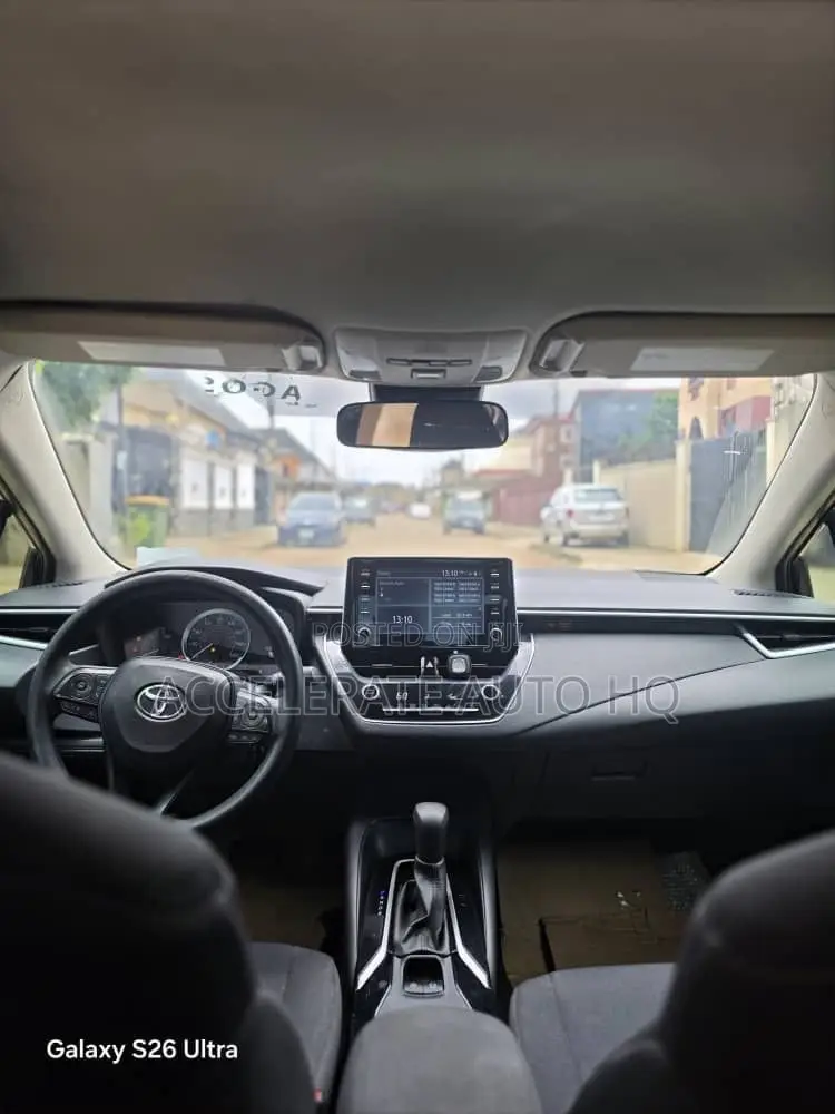Toyota Corolla LE 2020 Black