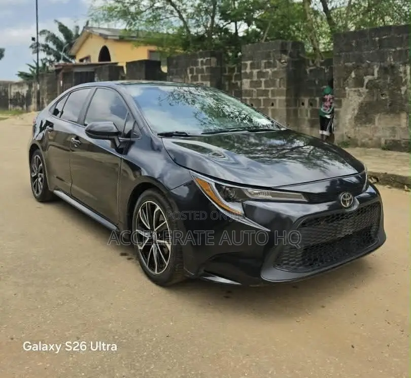 Toyota Corolla LE 2020 Black