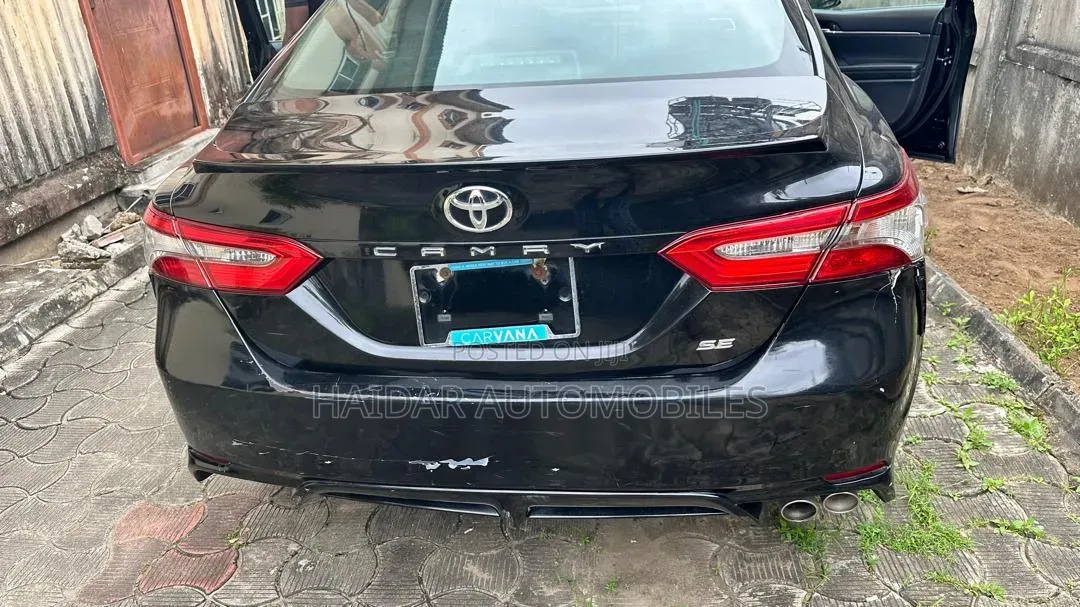 Toyota Camry 2019 Black