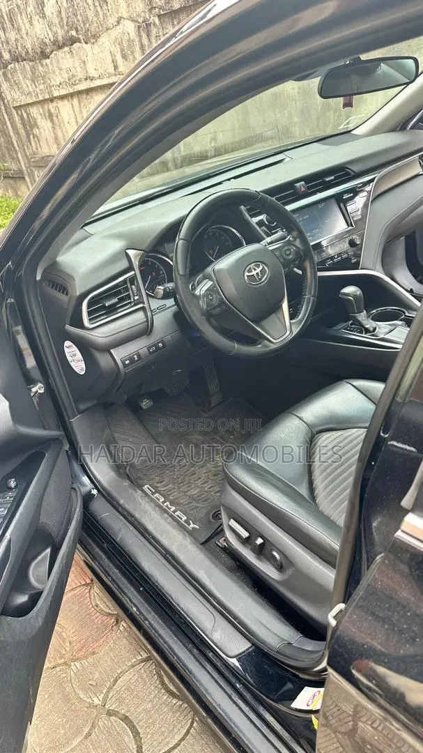 Toyota Camry 2019 Black