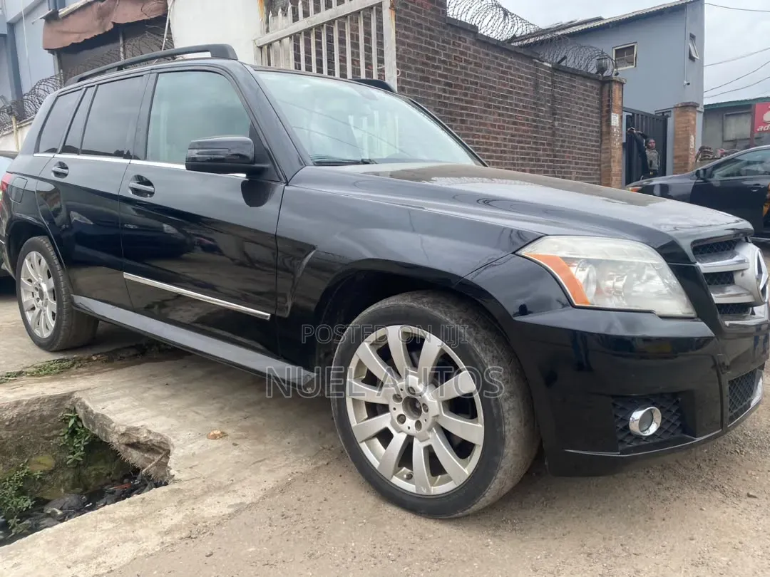 Mercedes-Benz GLK-Class 2010 Black