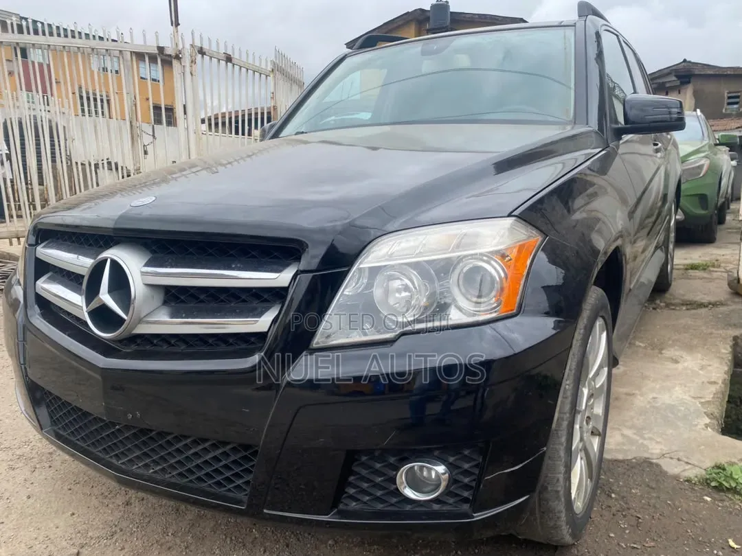 Mercedes-Benz GLK-Class 2010 Black