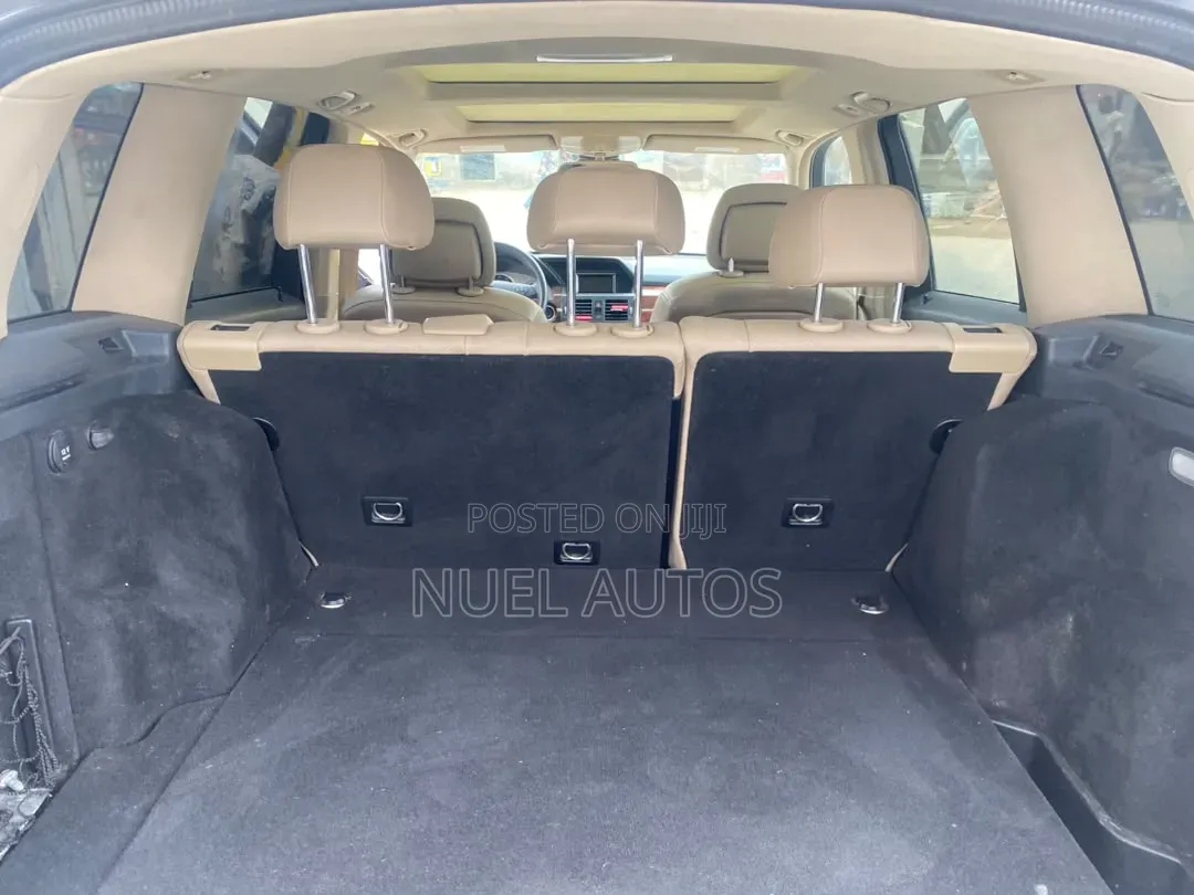 Mercedes-Benz GLK-Class 2010 Black