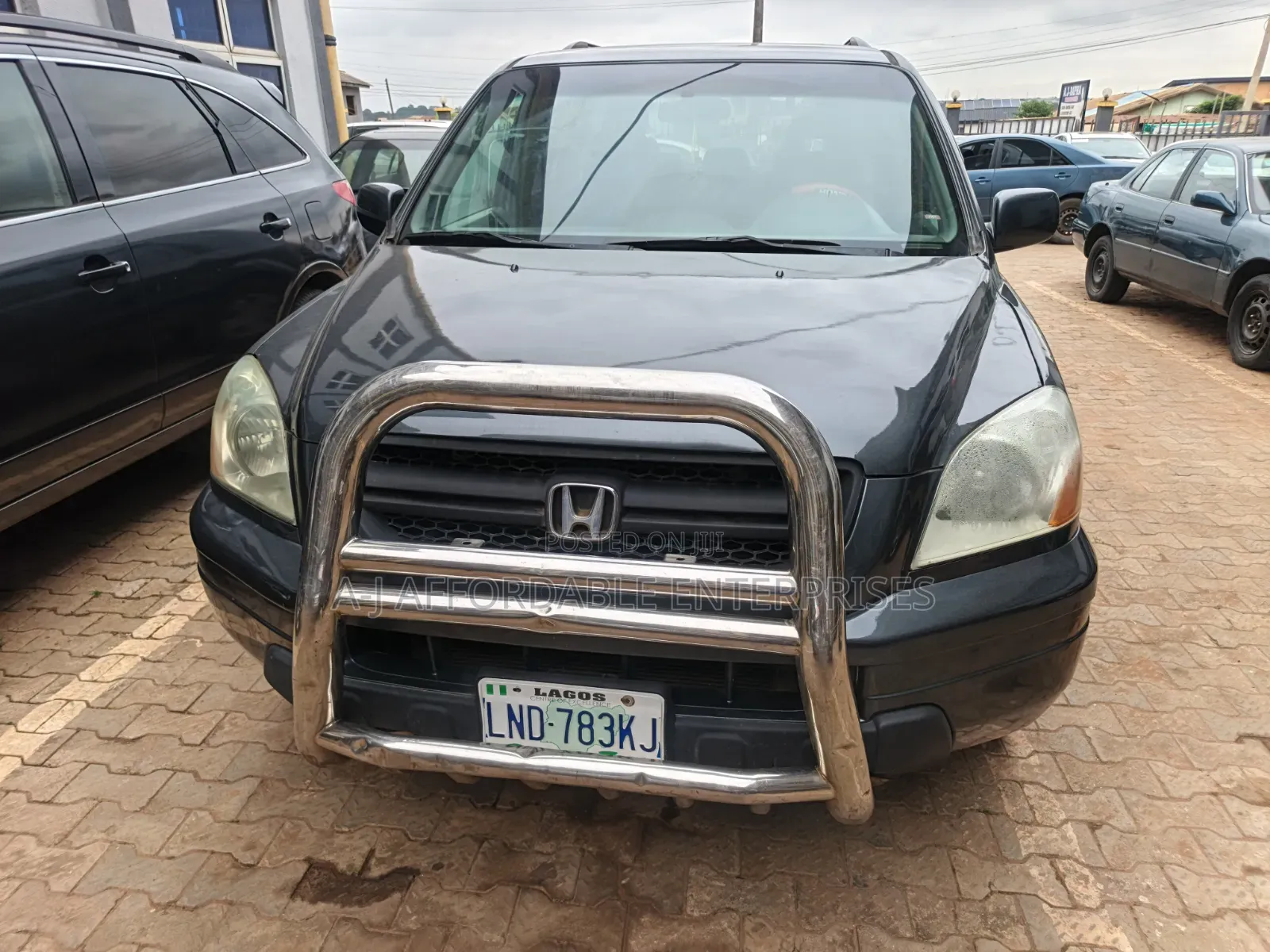Honda Pilot 2004 Gray