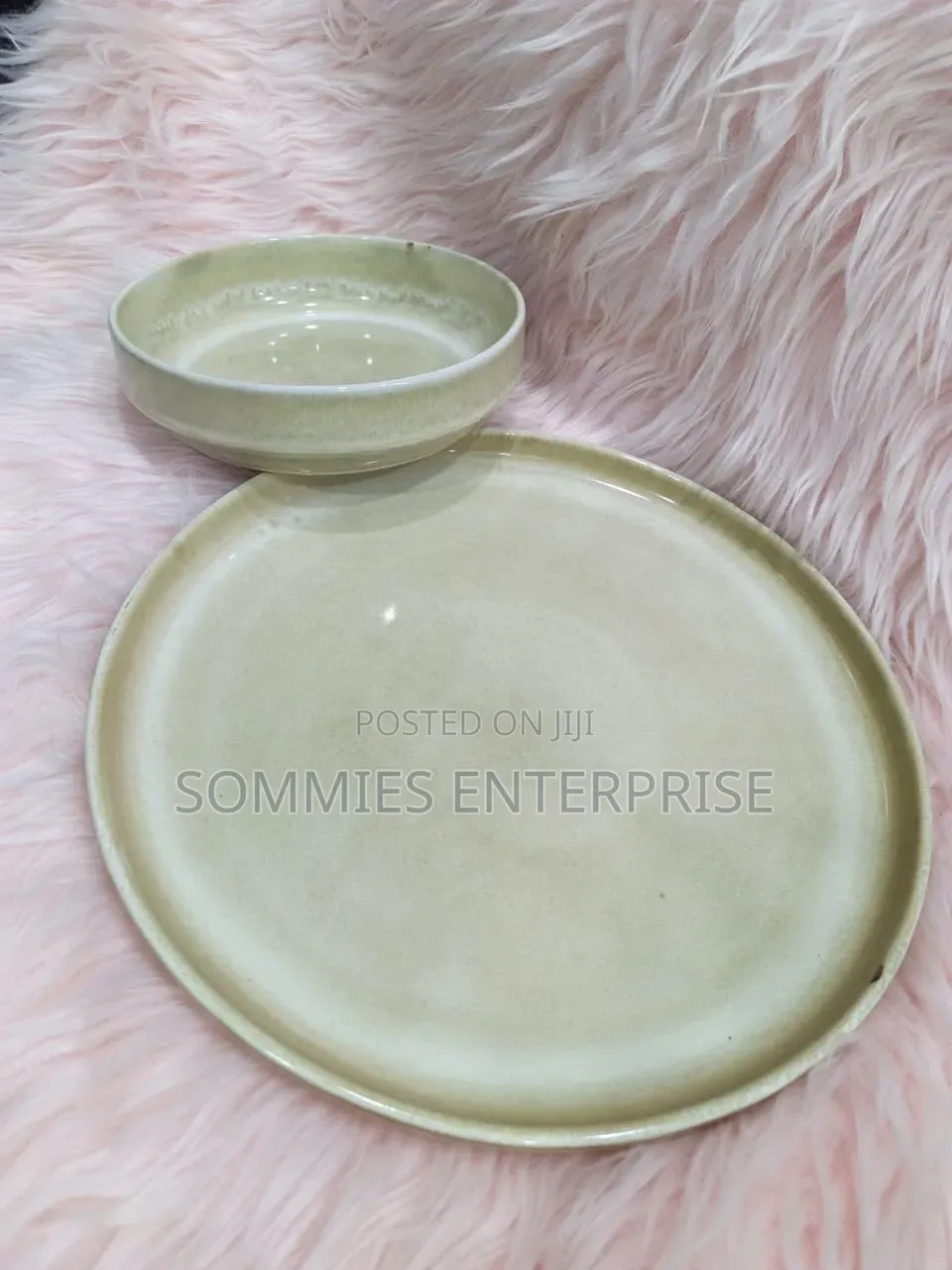 Flat Plate and Bowl