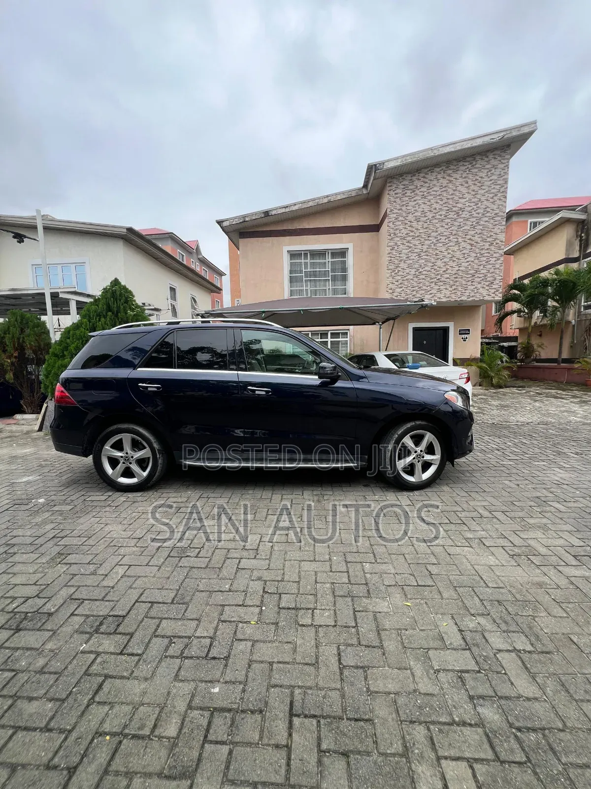 Mercedes-Benz GLE-Class GLE 350 2018 Blue