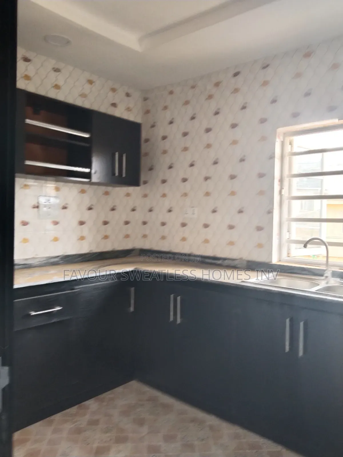 2bdrm Apartment in Magboro, Obafemi-Owode for rent