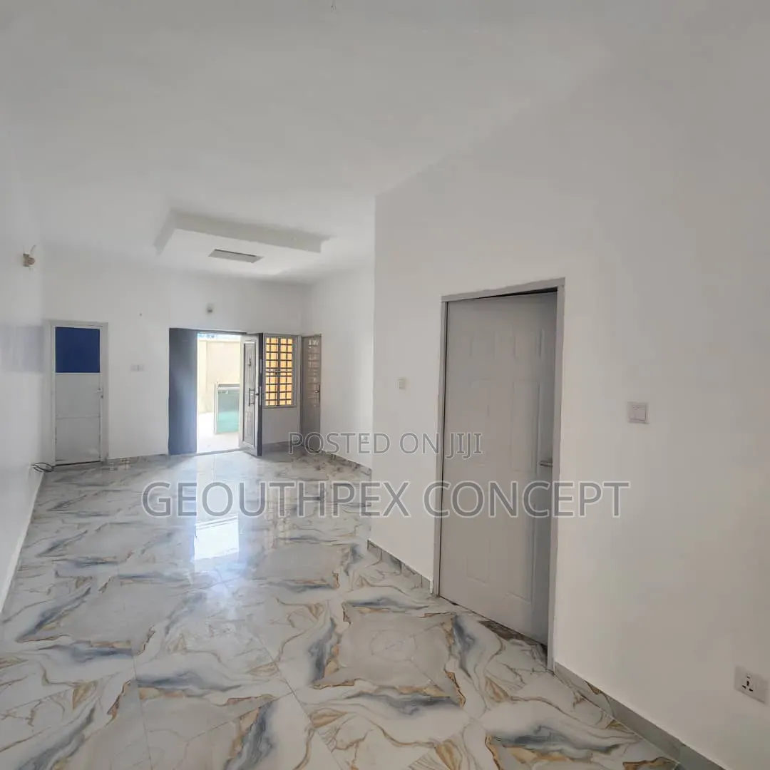 2bdrm Bungalow in Ibadan for rent