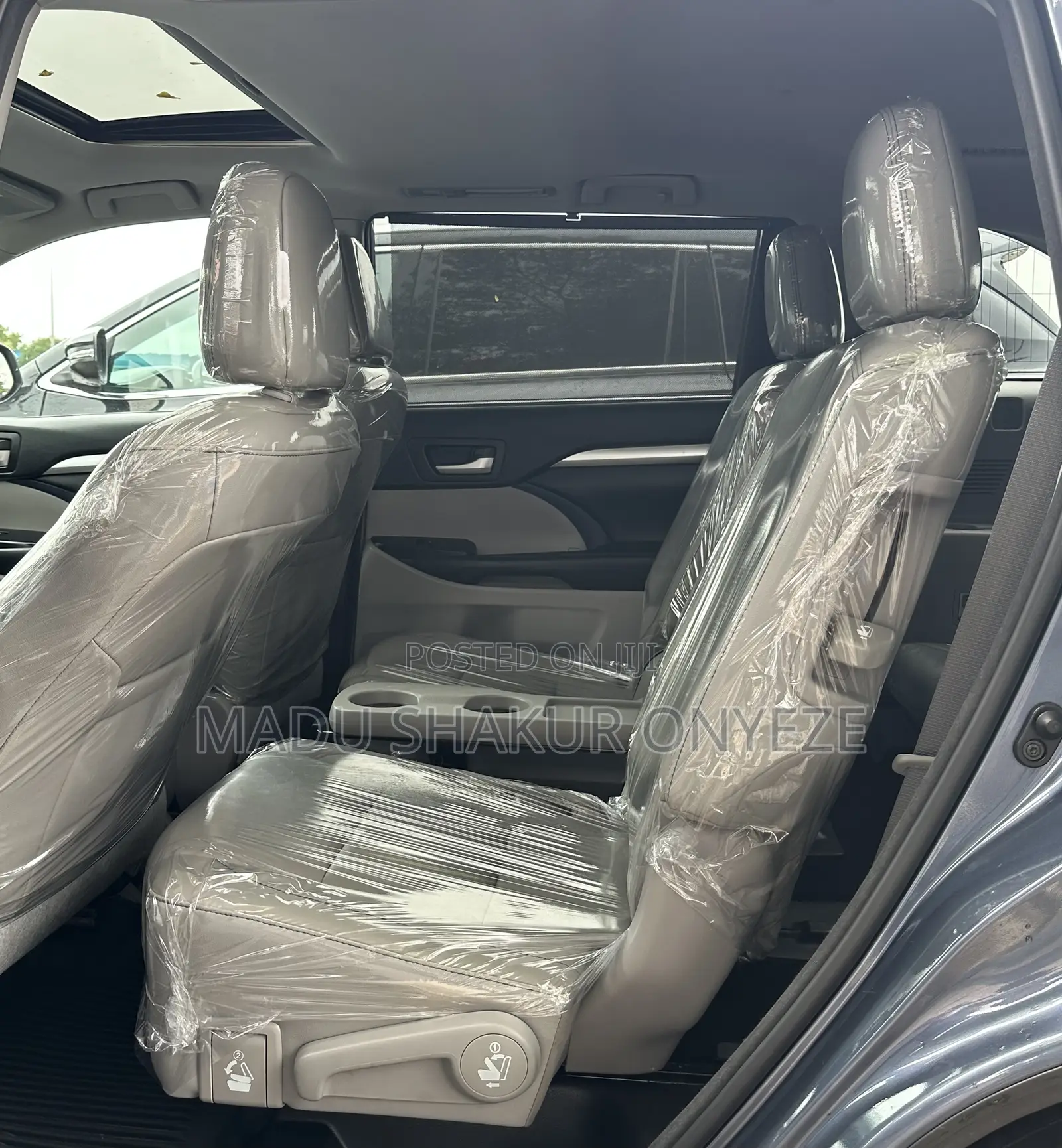 Toyota Highlander XLE 4x4 V6 (3.5L 6cyl 8A) 2018 Blue