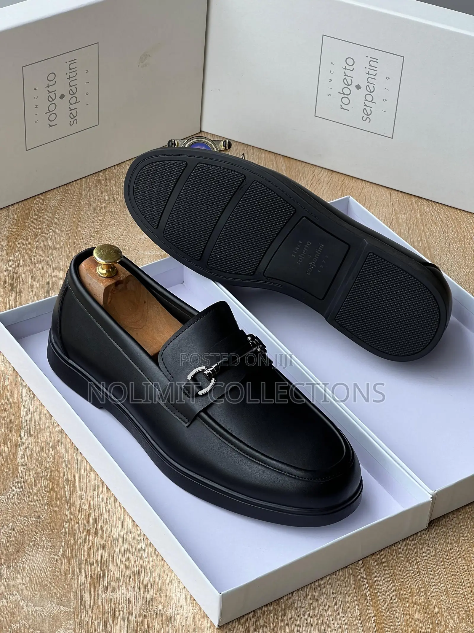 Roberto Serpentini Men's Black Leather Loafers