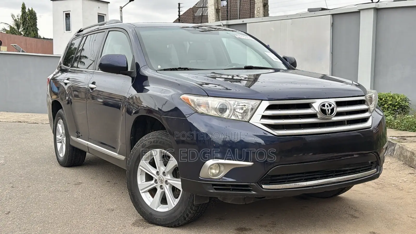 Toyota Highlander 2012 Blue