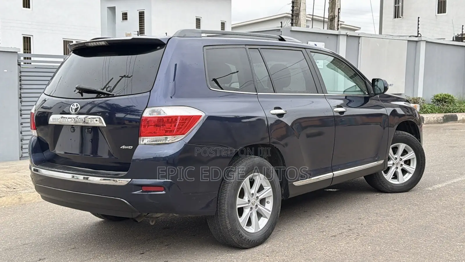 Toyota Highlander 2012 Blue