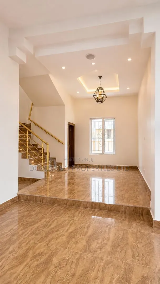 5bdrm Duplex in Parkview Estate for rent