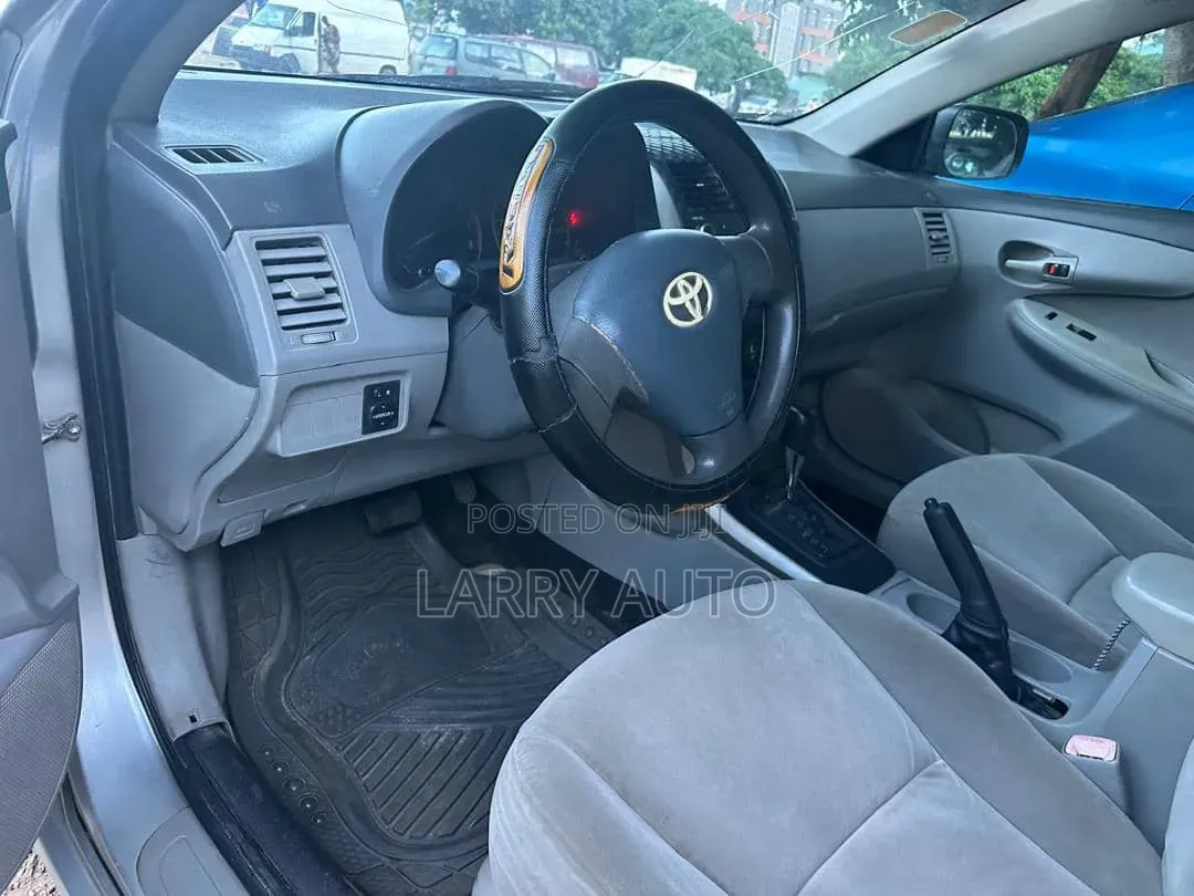 Toyota Corolla 2008 Silver