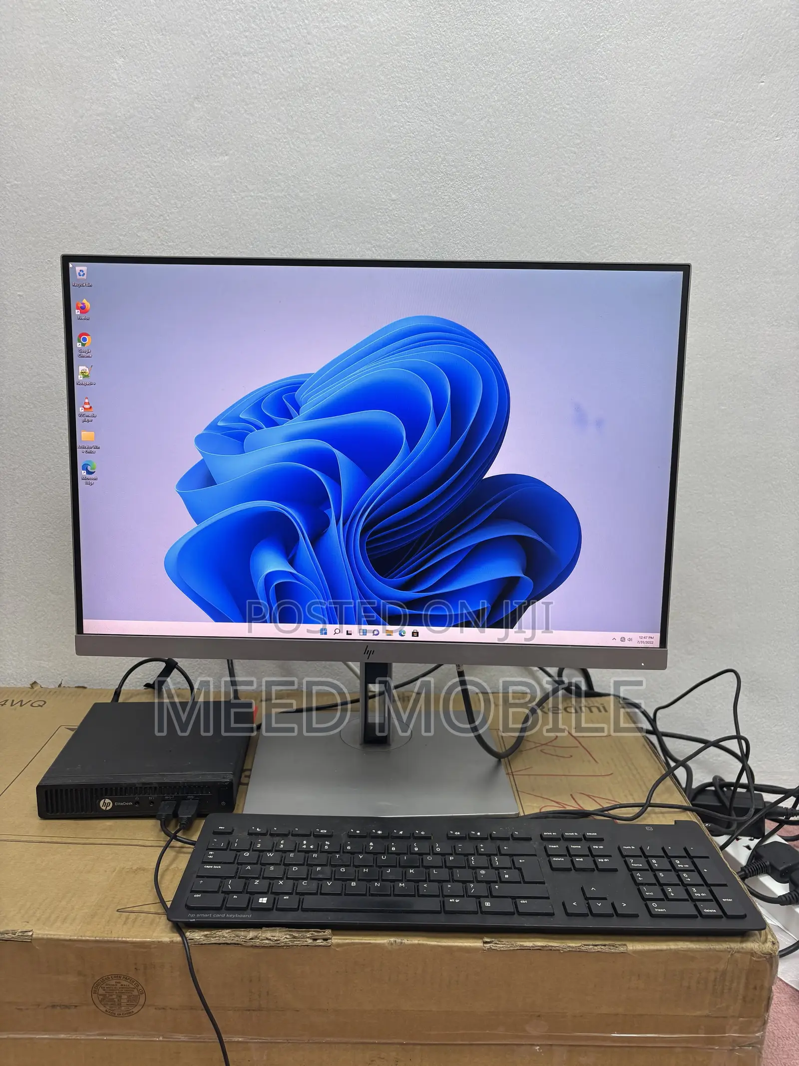 Desktop Computer HP EliteDesk 705 G3 4GB AMD SSD 140GB