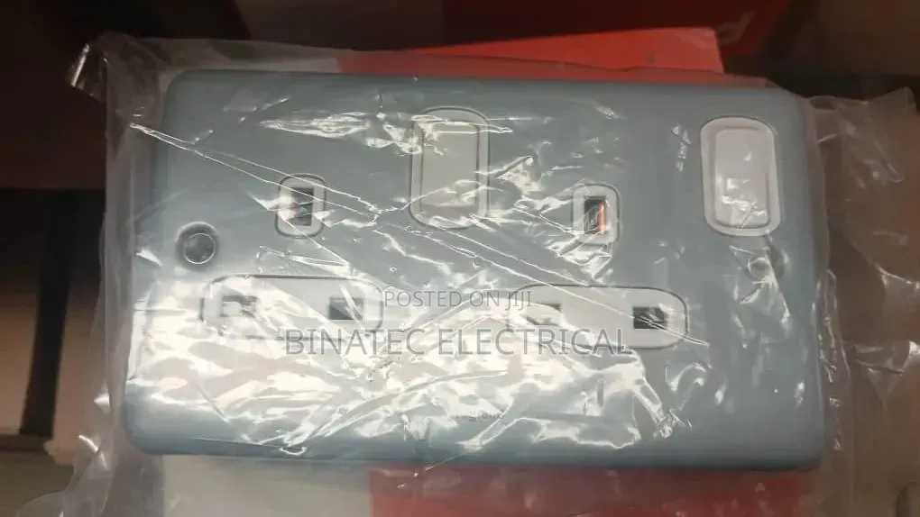 Legrand 13A Double Metal Clad Socket – Rugged Heavy Duty