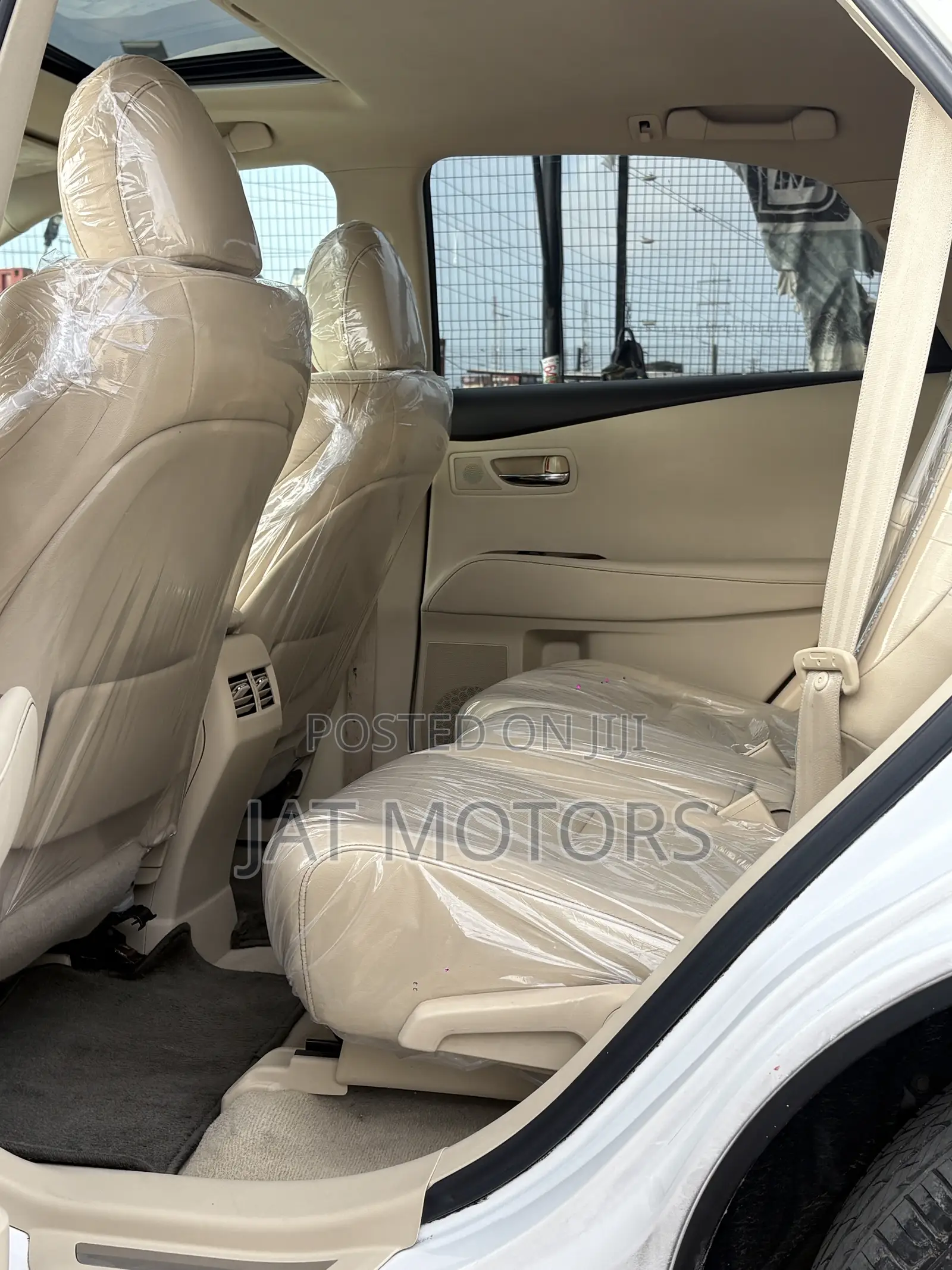 Lexus RX 350 FWD 2013 White