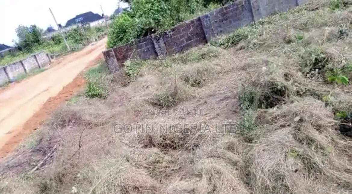 50×100ft Fenced Plot for Sale at Obagie, Off Airport Road