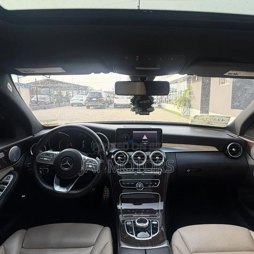 Mercedes-Benz C300 Base C300 AWD 4MATIC Sedan 2019 Gold