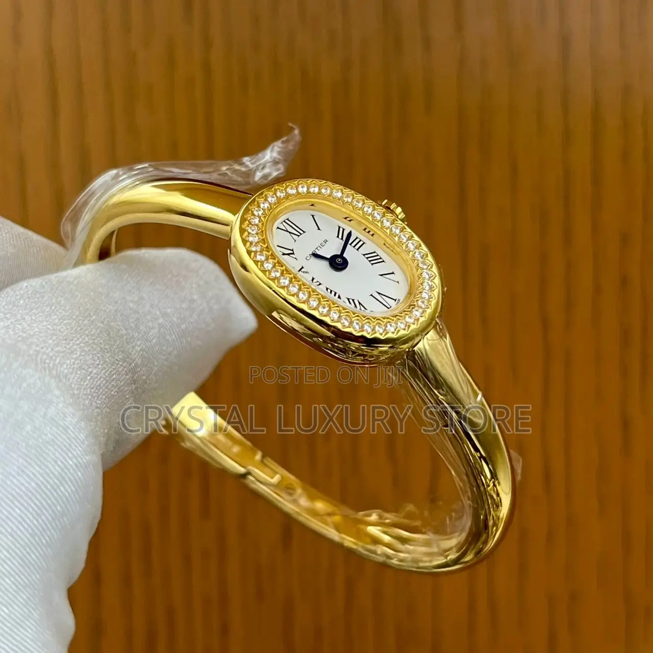 Cartier Quality Luxury Ladies Chain Strap Stone Head Wristwatch