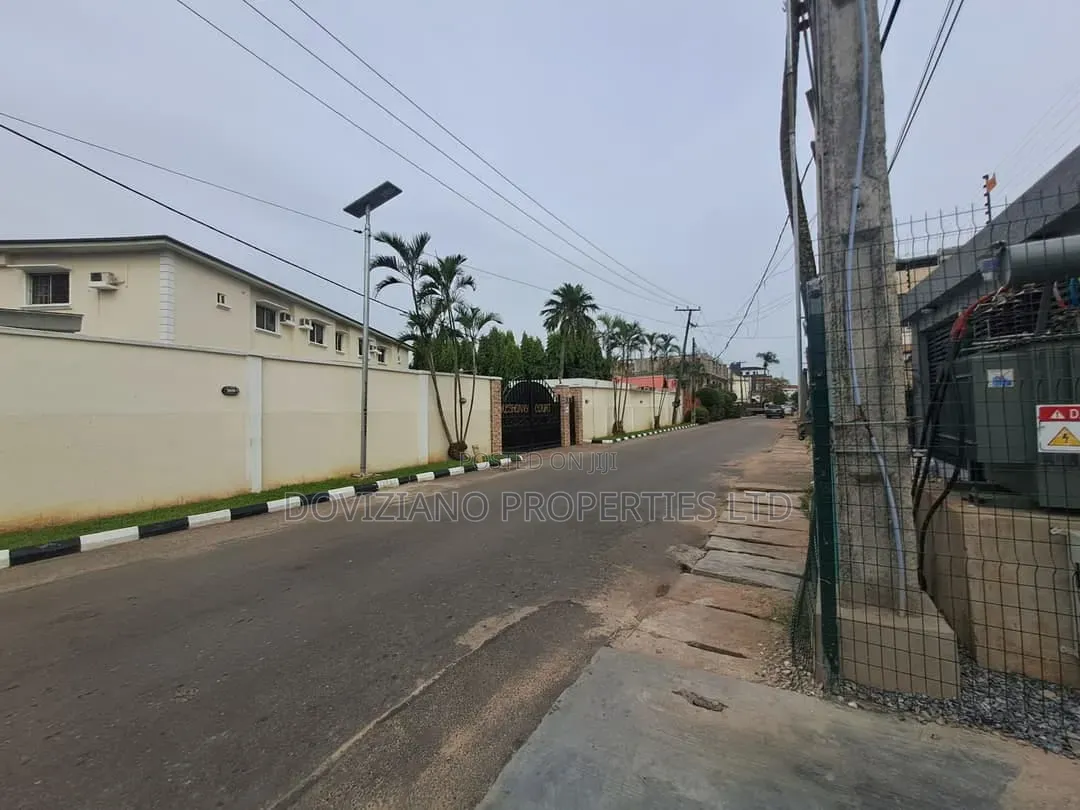4bdrm Duplex in Shonibare Estate for rent
