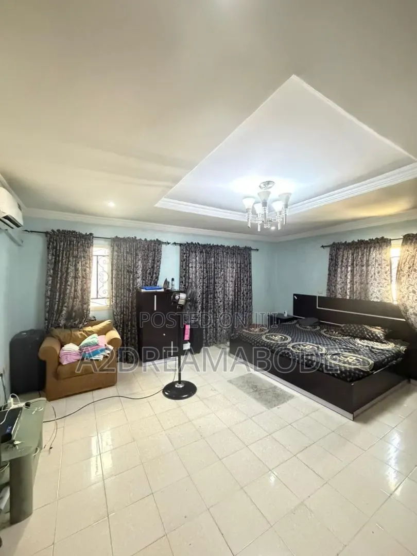 6bdrm Duplex in Magodo, GRA Phase 1 for sale