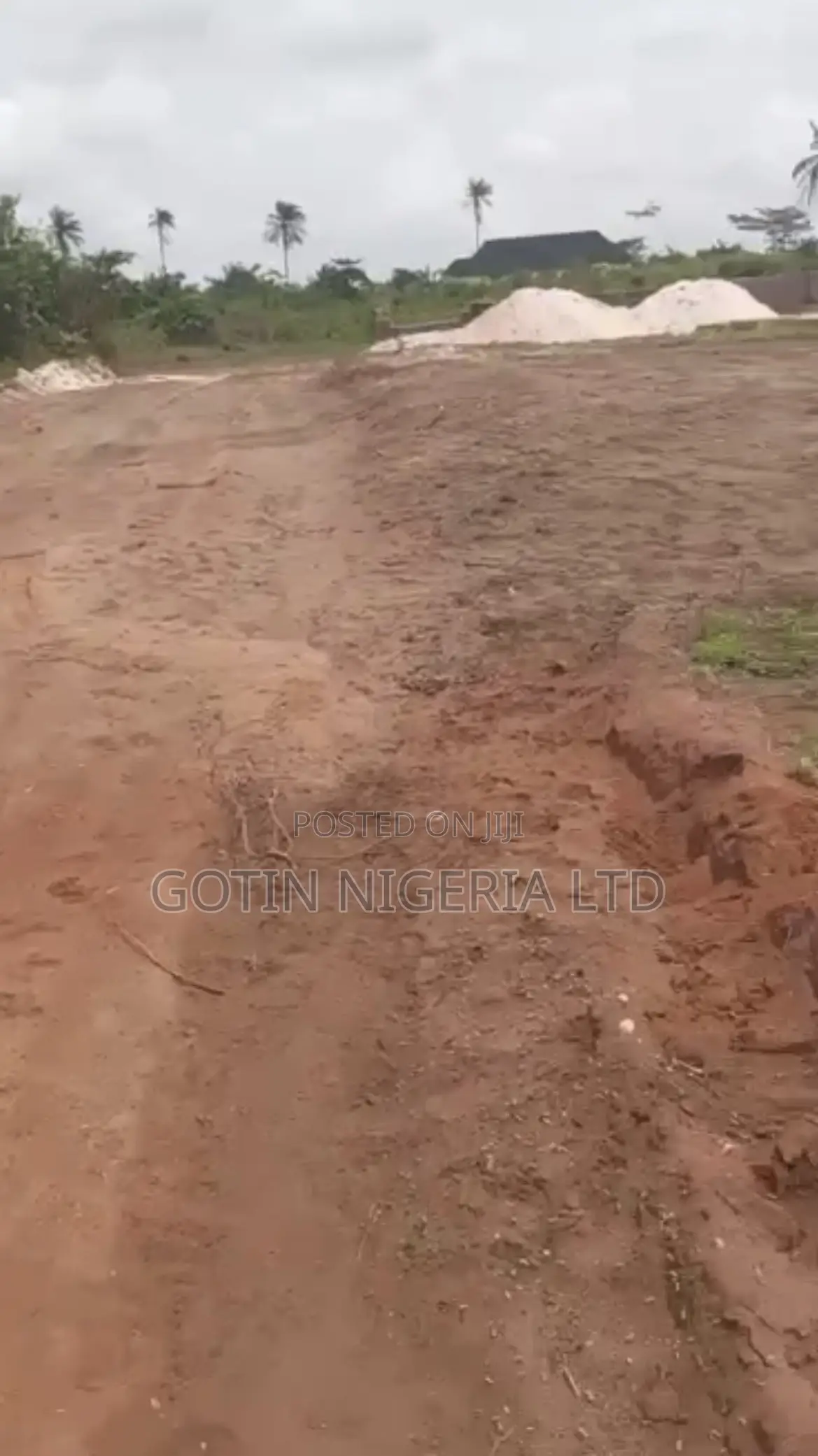 100×100ft Land Behind Chinese Company, Utesi