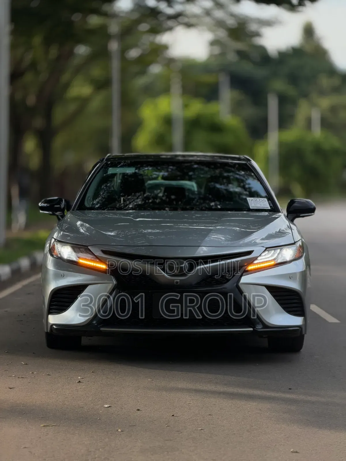 Toyota Camry 2018 Silver