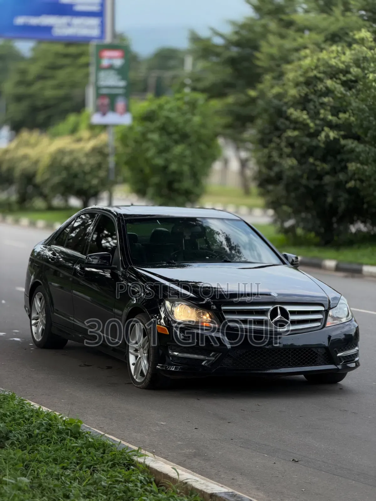 Mercedes-Benz C300 2013 Black
