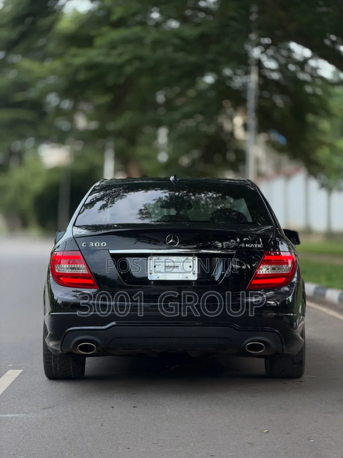 Mercedes-Benz C300 2013 Black
