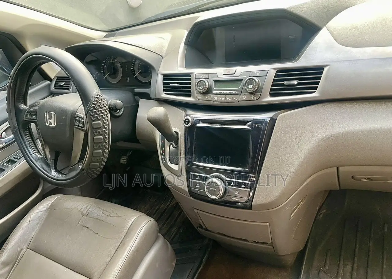 Honda Odyssey Touring 2013 Gray