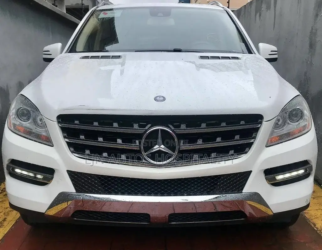 Mercedes-Benz M Class ML350 4MATIC 4dr SUV AWD (3.5L 6cyl 7A) 2015