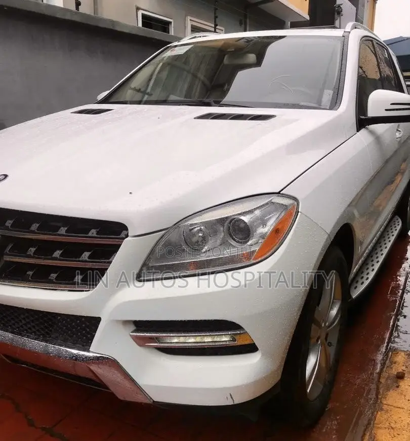 Mercedes-Benz M Class ML350 4MATIC 4dr SUV AWD (3.5L 6cyl 7A) 2015