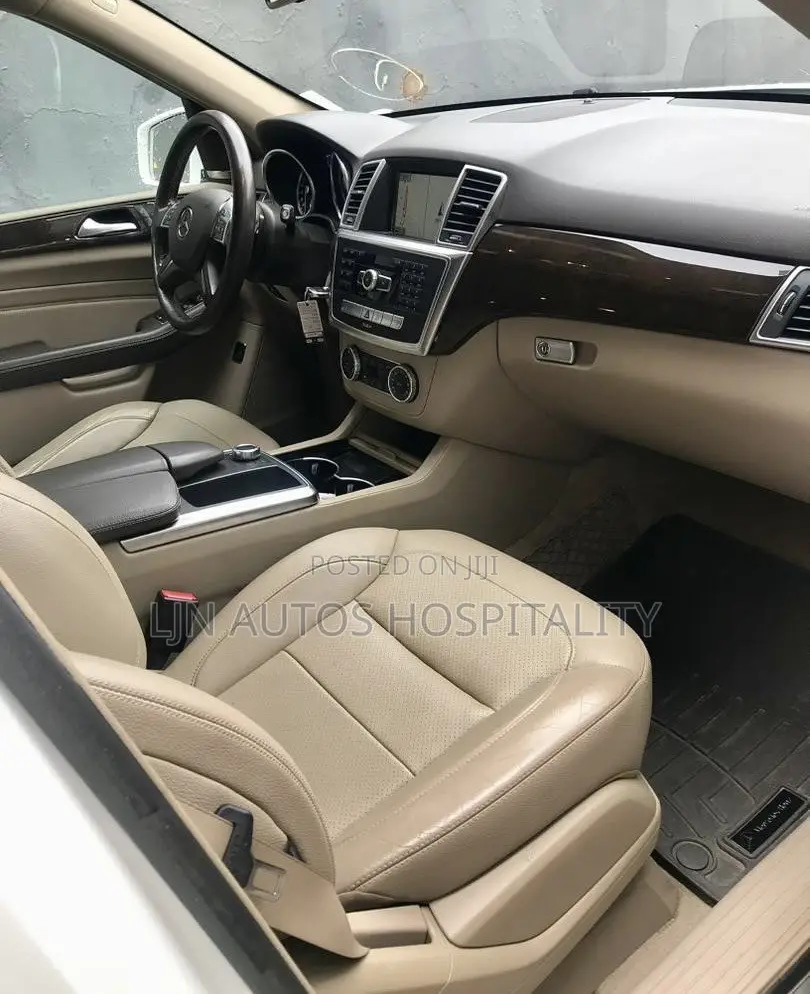 Mercedes-Benz M Class ML350 4MATIC 4dr SUV AWD (3.5L 6cyl 7A) 2015
