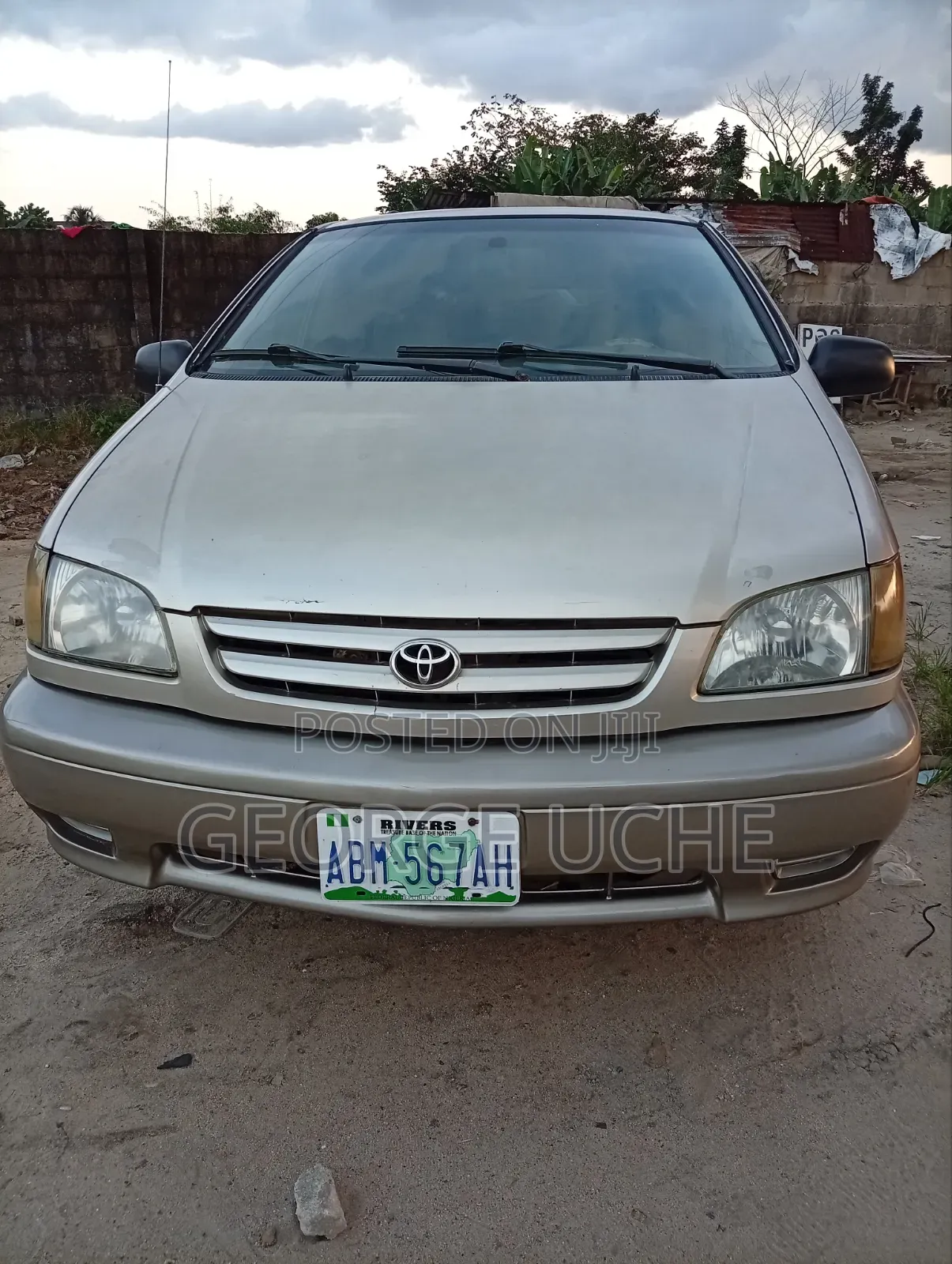 Toyota Sienna 2002 Gold