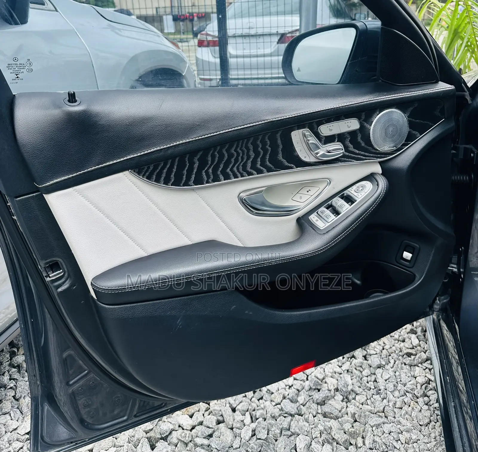 Mercedes-Benz C300 Base Sedan RWD (2.0L 4cyl 7A) 2016 Gray
