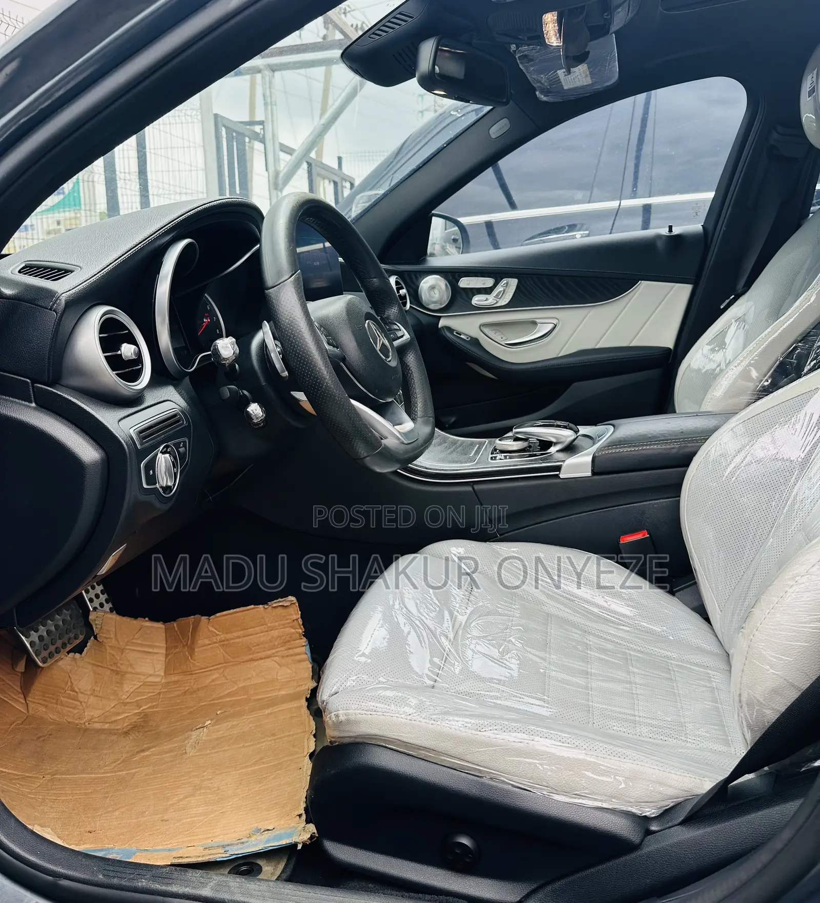 Mercedes-Benz C300 Base Sedan RWD (2.0L 4cyl 7A) 2016 Gray